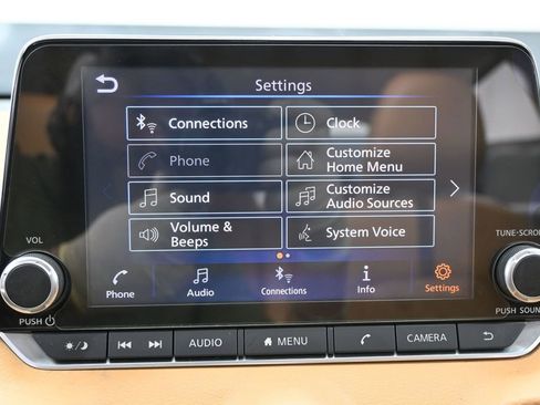 Used 2020 Nissan Sentra SV w/ SV Premium Package image 22