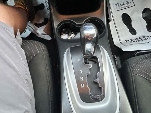 Used 2012 Dodge Journey FWD image 24