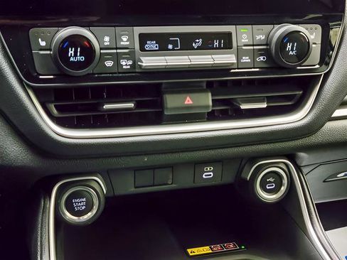 Certified 2025 Toyota Grand Highlander AWD image 20