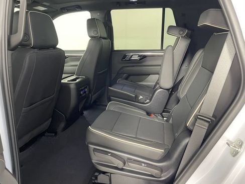 New 2026 Chevrolet Tahoe Premier w/ Sun And Tow Package AWD/4WD image 16