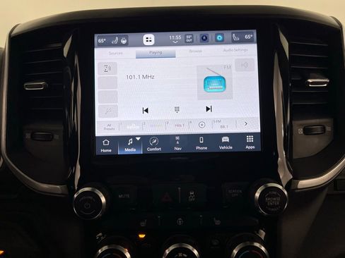 Used 2022 RAM 2500 Big Horn w/ Level C Equiment Group image 17