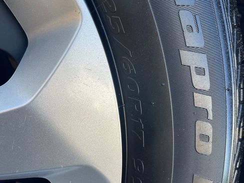 Used 2024 Chevrolet Trax LS image 25