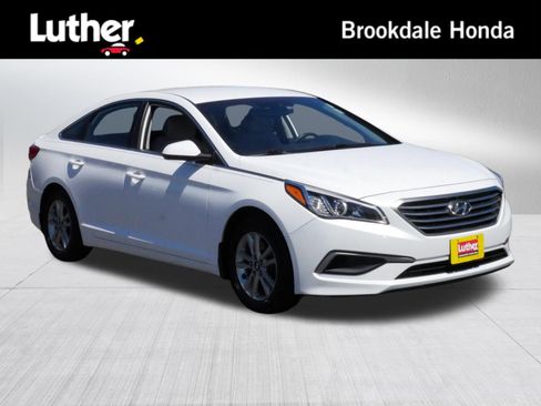 Used 2016 Hyundai Sonata SE FWD image 1