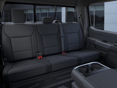 New 2025 Ford F150 XLT w/ Equipment Group 302A MID image 11