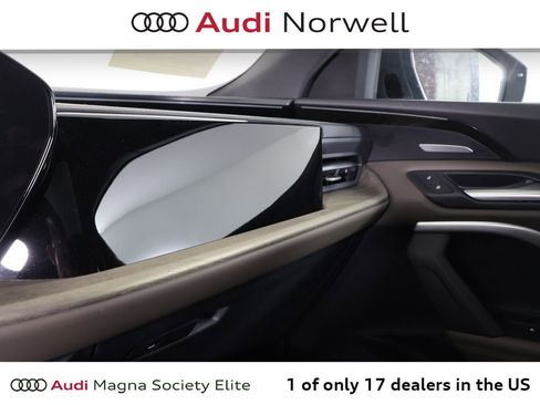 Used 2025 Audi Q5 Premium Plus AWD/4WD image 8