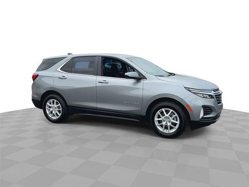 Certified 2023 Chevrolet Equinox LT FWD image 2