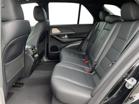 Used 2022 Mercedes-Benz GLE 350 4MATIC w/ Premium Package image 7