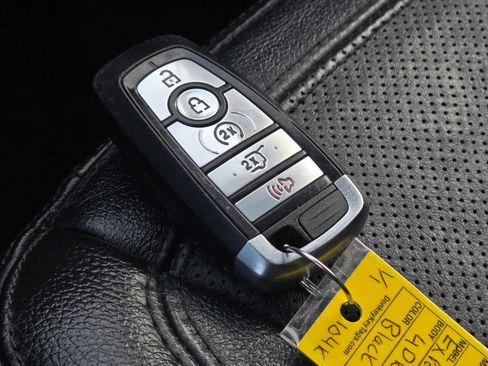 Used 2019 Ford Expedition Max Limited image 33