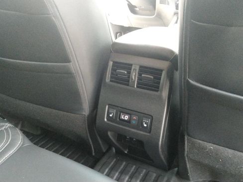 Used 2023 Mitsubishi Outlander SEL Black Edition image 28