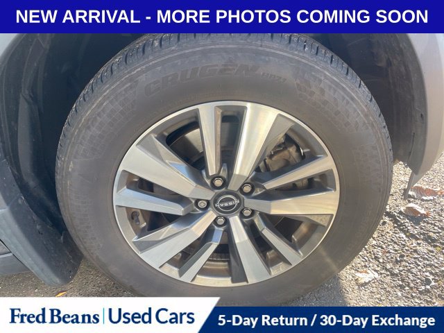 Used 2024 Nissan Pathfinder SL AWD/4WD image 15