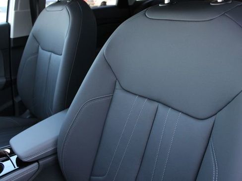 New 2026 Audi Q3 quattro 2.0T AWD/4WD image 7