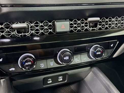Used 2023 Honda Accord EX-L image 14