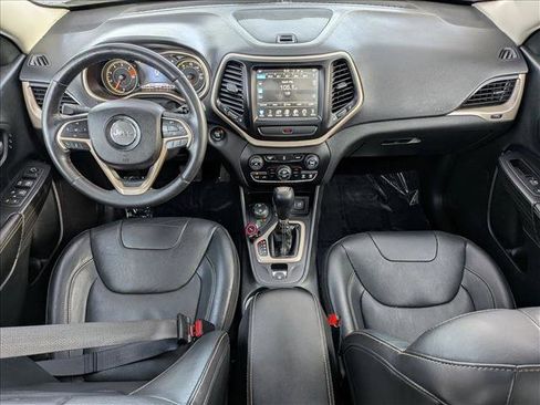 Used 2016 Jeep Cherokee Limited w/ Luxury Group image 19