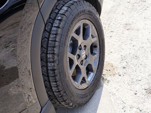 New 2025 Honda Pilot TrailSport image 25