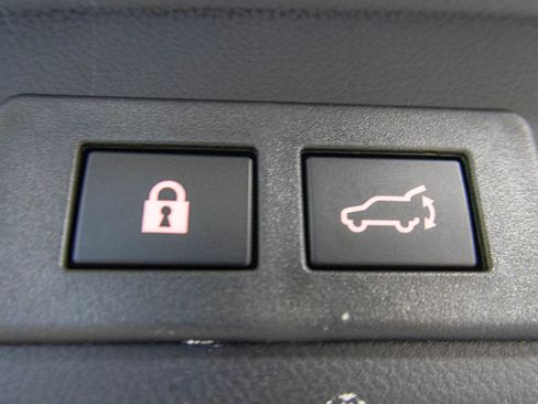 Used 2025 Subaru Ascent Touring image 45