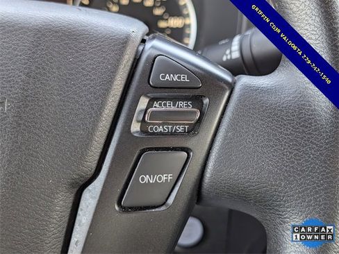 Used 2022 Nissan Frontier SV image 23