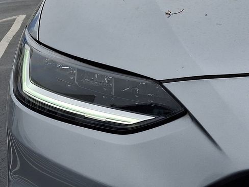 Used 2024 Honda HR-V LX image 12
