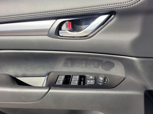 New 2025 MAZDA CX-5 AWD 2.5 S w/ Select Package image 22