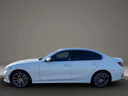 Used 2020 BMW 330i Sedan w/ Premium Package image 3