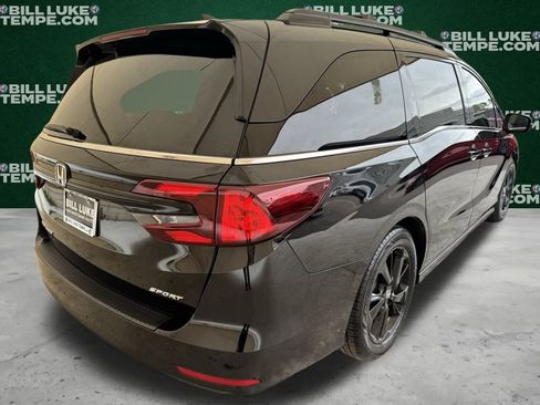 Used 2023 Honda Odyssey Sport image 4