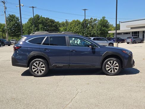 Certified 2025 Subaru Outback Premium AWD/4WD image 7