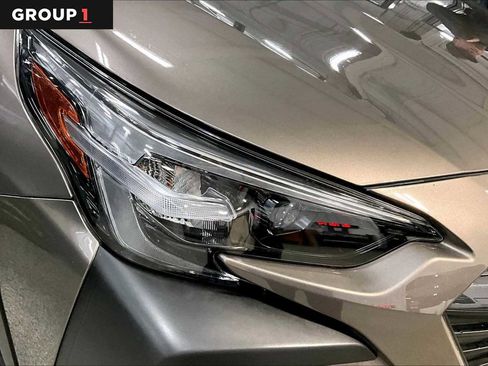 Used 2023 Subaru Outback Limited image 28