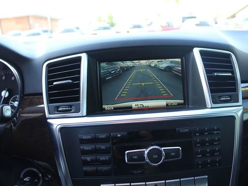 Used 2014 Mercedes-Benz ML 350 4MATIC image 31