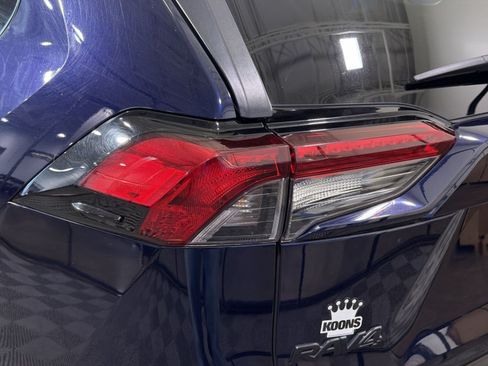 Used 2019 Toyota RAV4 XLE Premium w/ All Weather Liner Package AWD/4WD image 14