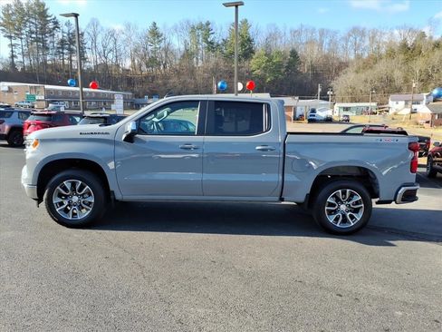 Certified 2024 Chevrolet Silverado 1500 LT image 2