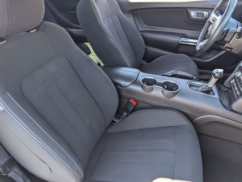 Used 2019 Ford Mustang Coupe image 10