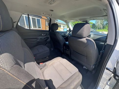 Used 2019 Chevrolet Traverse LT image 30