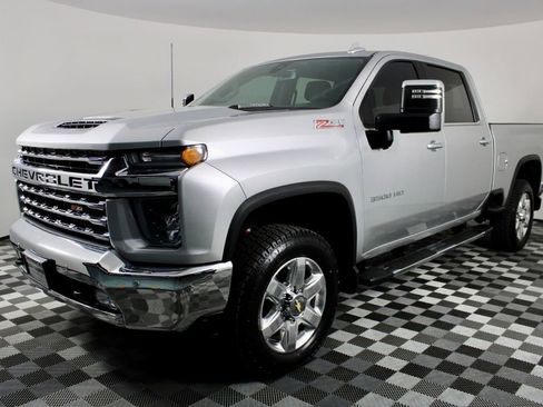 Used 2023 Chevrolet Silverado 3500 LTZ w/ LTZ Plus Package image 4