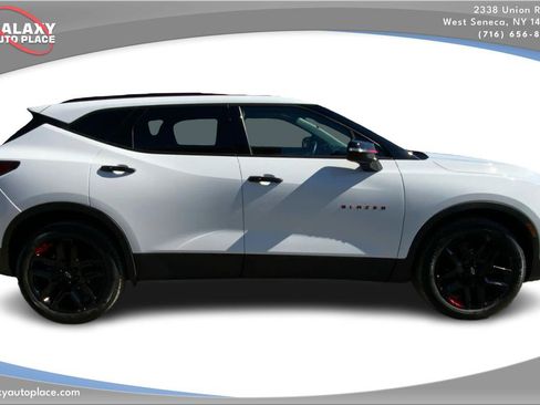 Used 2023 Chevrolet Blazer LT AWD/4WD image 4