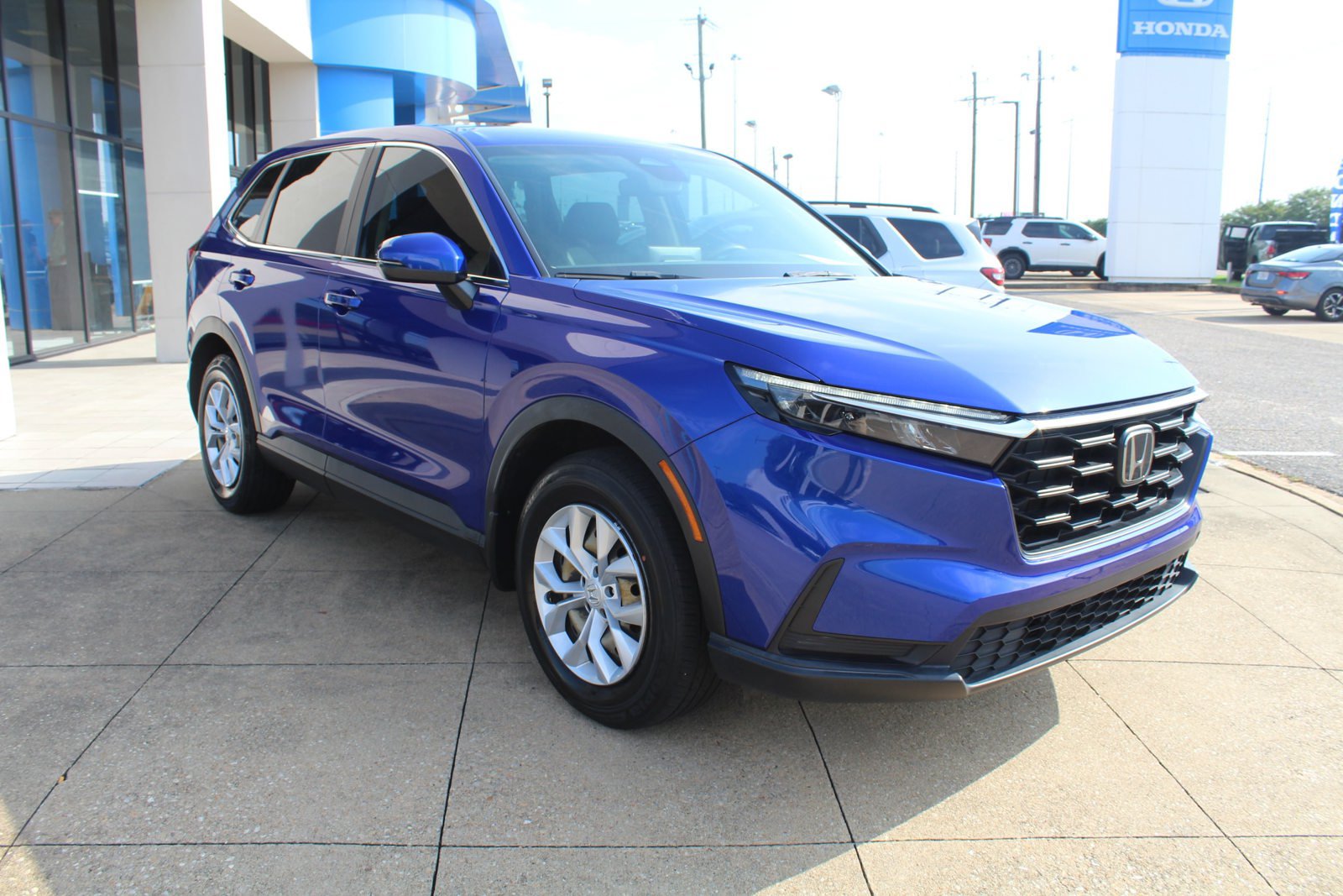 Used 2024 Honda CR-V LX image 1