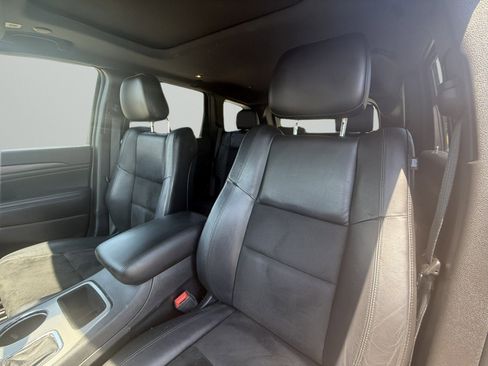 Used 2021 Jeep Grand Cherokee Laredo X AWD/4WD image 10