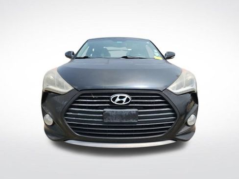 Used 2015 Hyundai Veloster Turbo w/ Option Group 04 FWD image 2