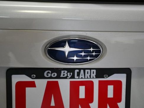 Used 2022 Subaru Crosstrek 2.5i Limited w/ Moonroof Package 2 AWD/4WD image 11