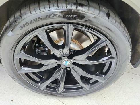 Used 2025 BMW X7 xDrive40i w/ M Sport Package AWD/4WD image 64