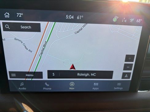 Used 2023 Lincoln Aviator Reserve w/ Equipment Group 201A image 16