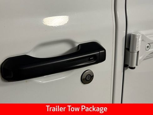 Used 2022 Jeep Gladiator Rubicon w/ Cold Weather Group image 12