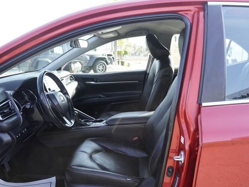 Used 2024 Toyota Camry SE FWD image 19