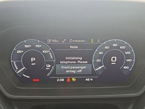 Used 2024 Audi Q4 e-tron Prestige image 9