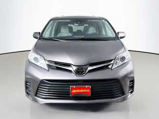 Used 2018 Toyota Sienna LE FWD video 2
