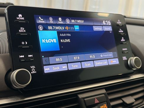 Used 2020 Honda Accord Sport image 20