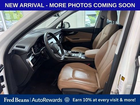 Used 2023 Audi Q7 2.0T Premium w/ Convenience Package AWD/4WD image 11