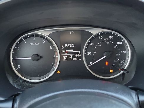 Used 2023 Nissan Kicks S image 23