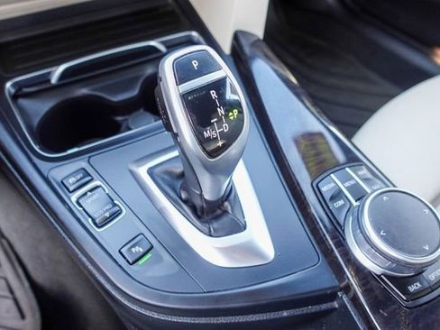 Used 2017 BMW 330i xDrive 330i xDrive image 20