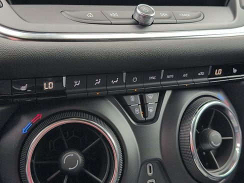 New 2026 Chevrolet Blazer LT w/ Convenience Package image 21