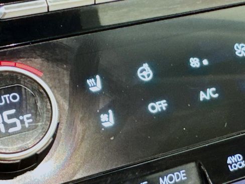 Used 2025 Hyundai Santa Fe Limited image 5