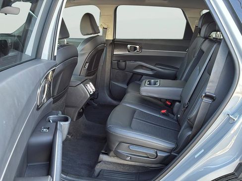 New 2025 Kia Sorento S AWD/4WD image 13